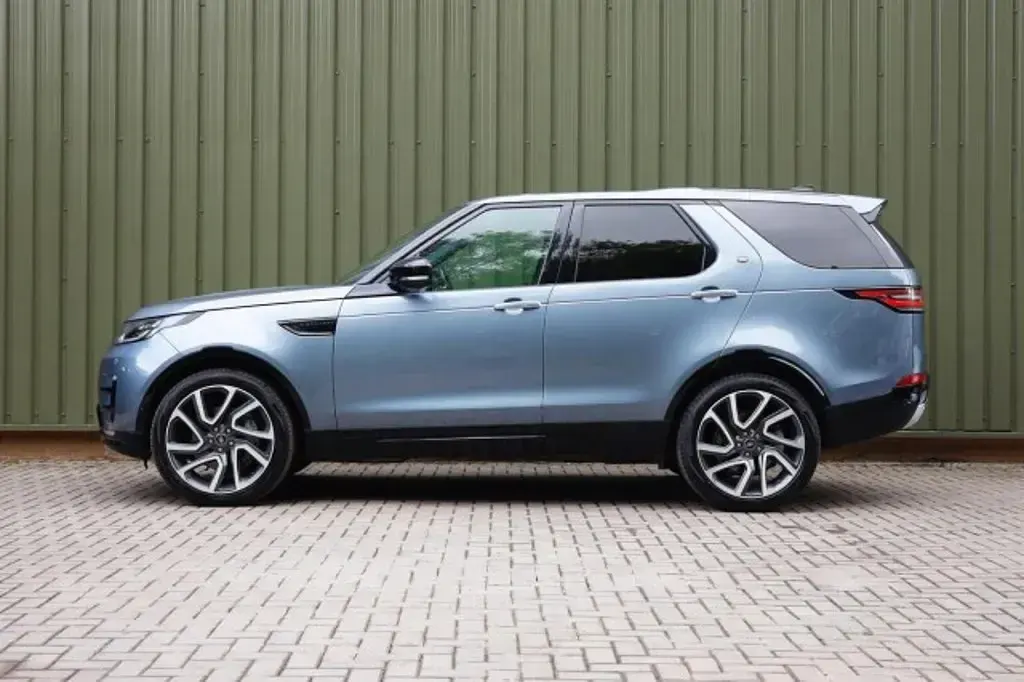 Used Land Rover Discovery HSE Luxury 2019 Blue SUV