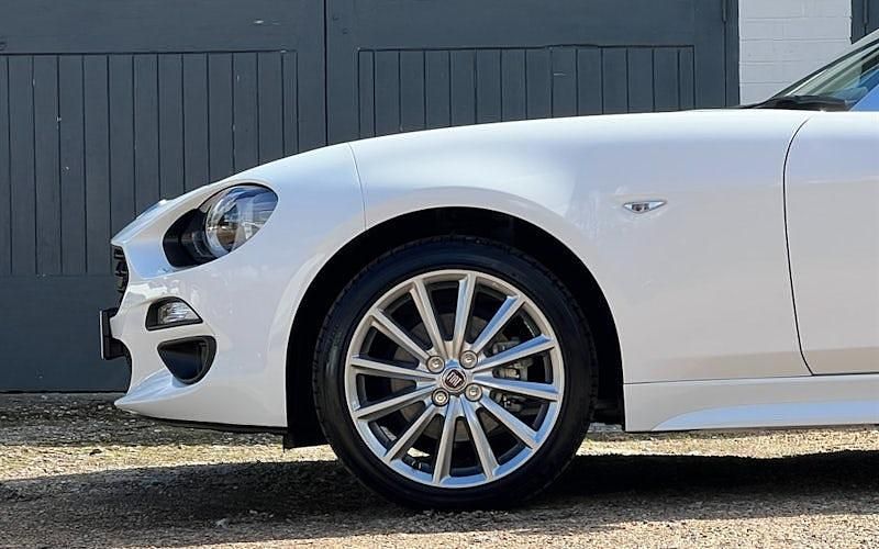 Used Fiat 124 Spider Lusso Plus 140 HP (102 kW) 2017 Cabriolet