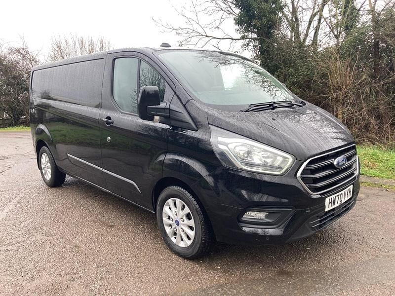 Used Ford Transit Custom Limited 130 HP (95 kW) 2021 Black Van