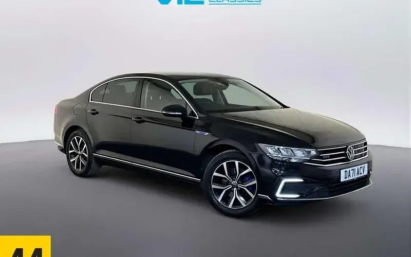 Used VW Passat GTE 218 HP (160 kW) 2021 Sedan
