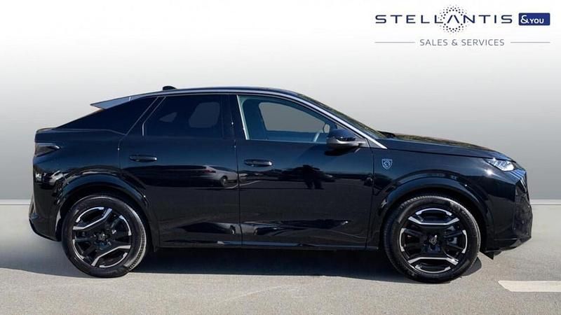 Used Peugeot e-3008 GT 152 kW (207 HP) 2025 Black SUV