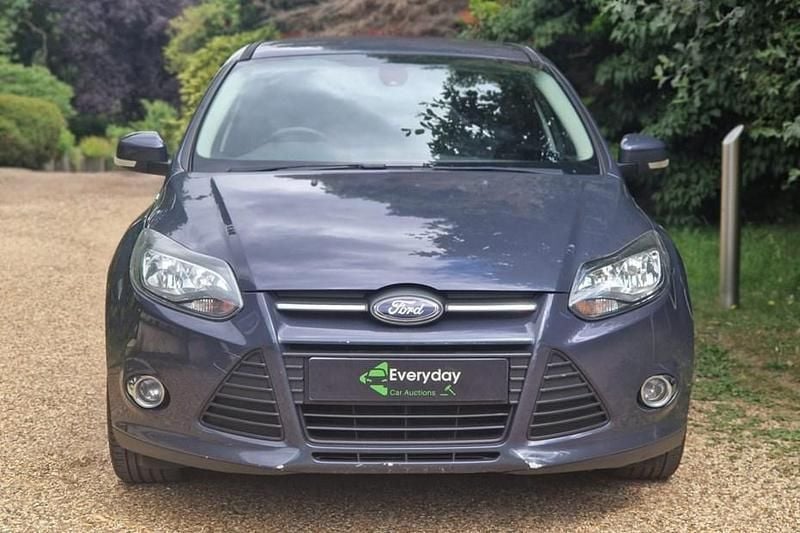 Grey Used 2013 Ford Focus Zetec Hatchback | £1,499 (Super price) - Image 1/1