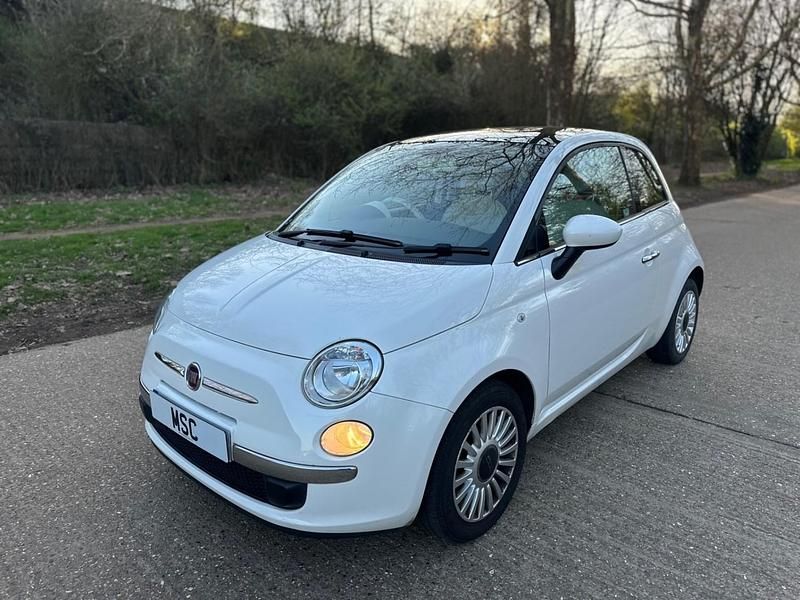 Used Fiat 500 Lounge 69 HP (50 kW) 2014 White Hatchback