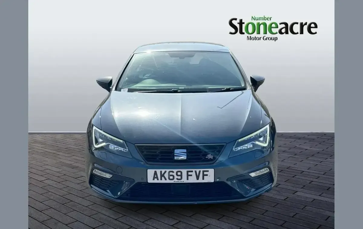 Used Seat Leon Black Edition 147 HP (108 kW) 2020 Grey Hatchback