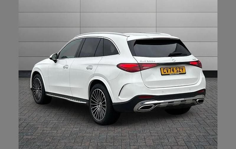 Used Mercedes GLC300 AMG Line Premium Plus 265 HP (194 kW) 2024 White SUV