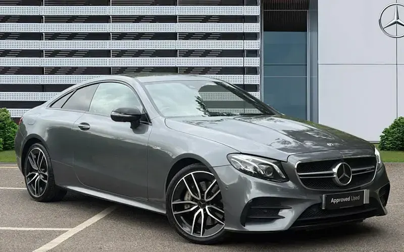 Usado Mercedes E53 AMG Premium 435 HP (319 kW) 2020 Coupé