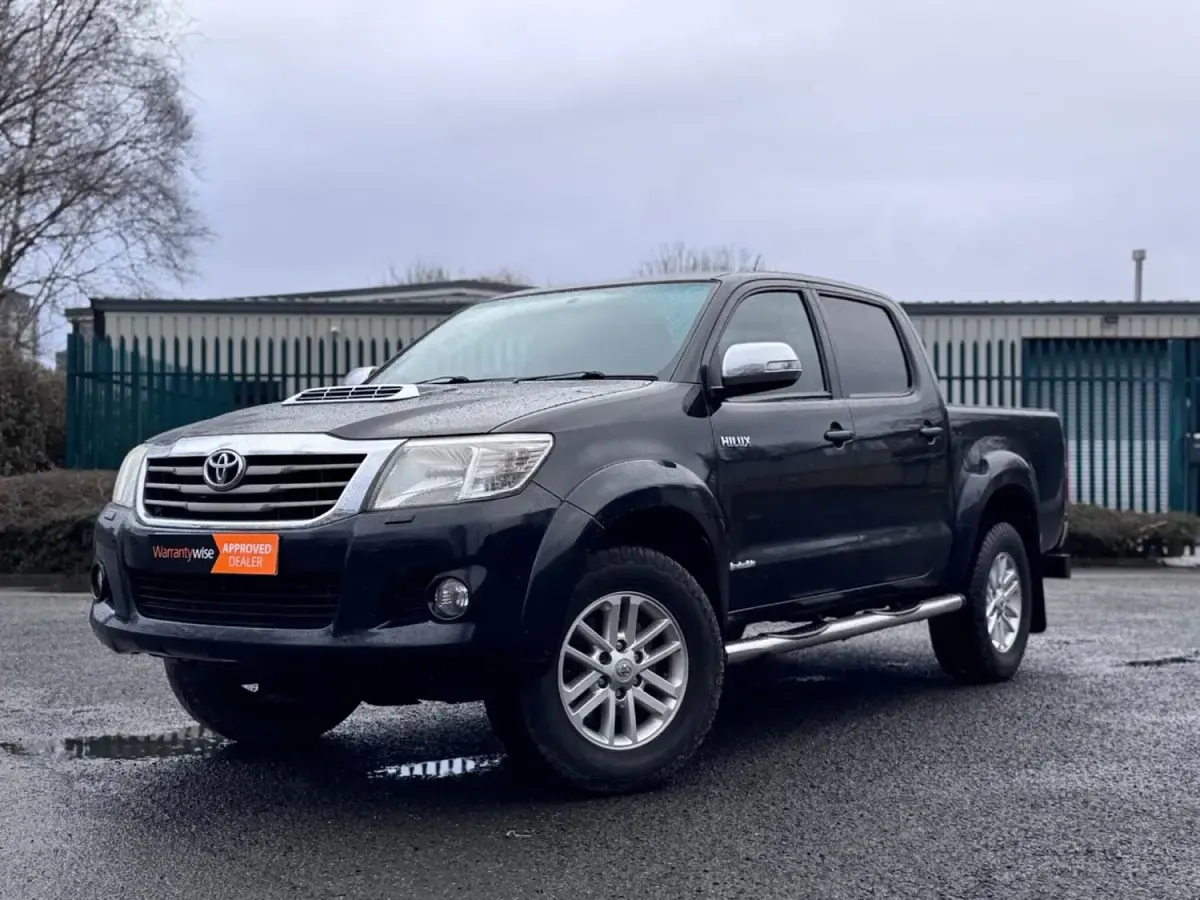 Usado Toyota HiLux 171 HP (125 kW) 2012 Preto Pickup