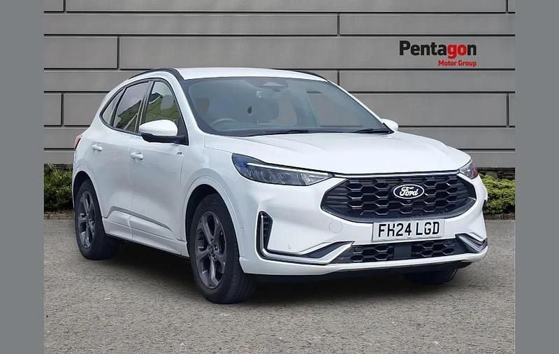 Used Ford Kuga ST-Line 177 HP (130 kW) 2024 White SUV