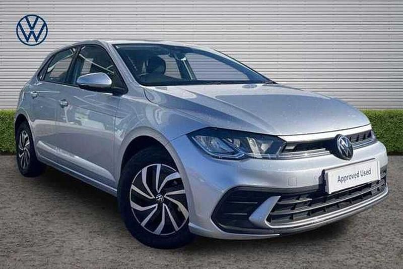 Used VW Polo Life 95 HP (69 kW) 2022 Silver Hatchback