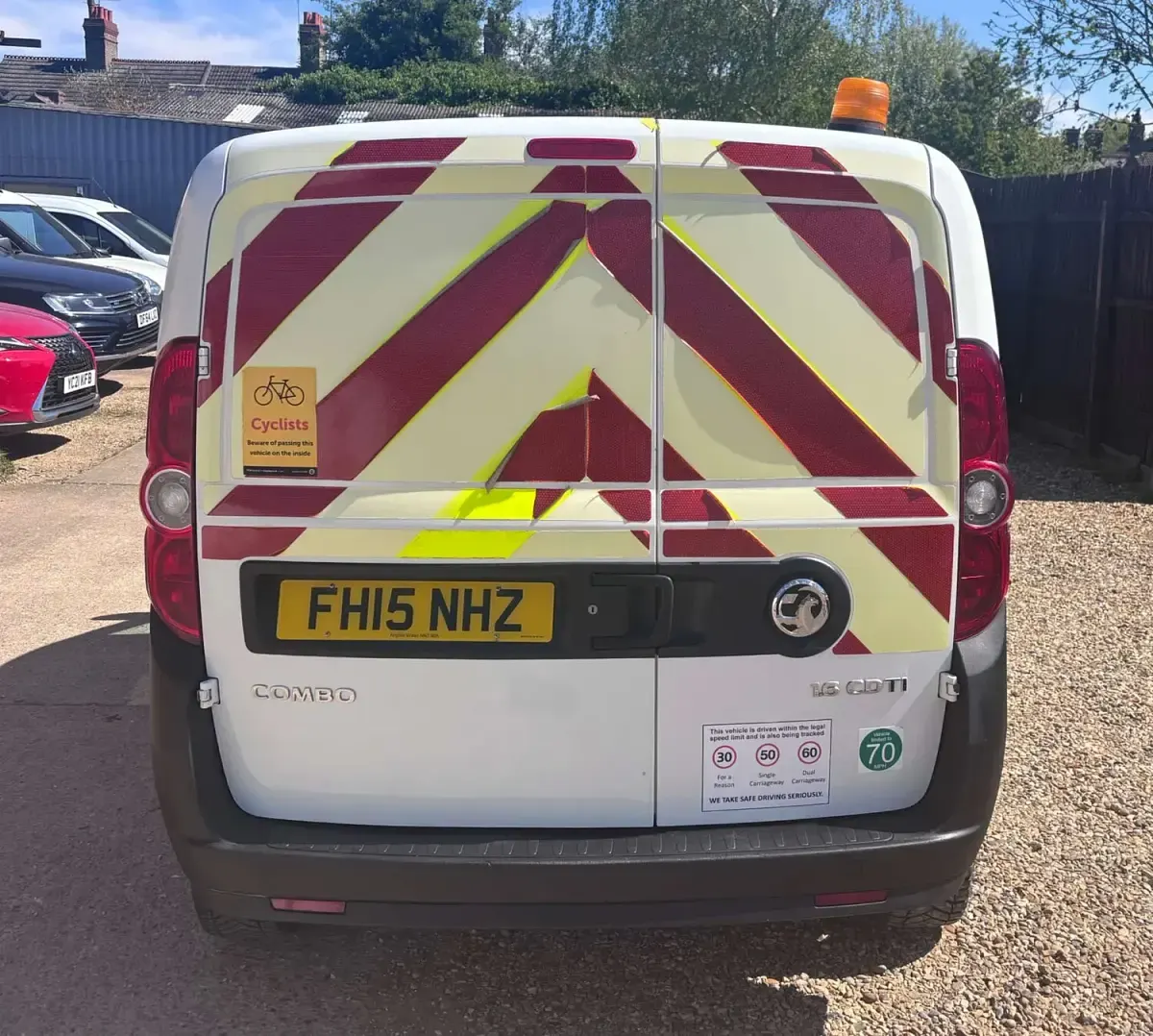 Used Vauxhall Combo S 105 HP (77 kW) 2015 White MPV