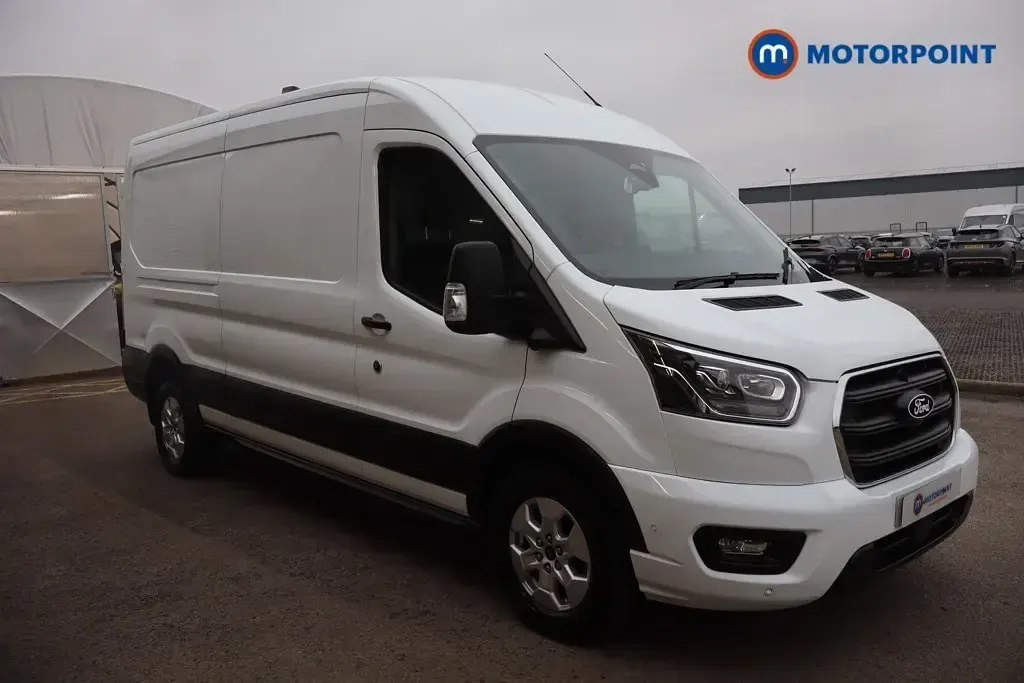 Begagnad Ford Transit Limited 165 HK (121 kW) 2024 Vit Van