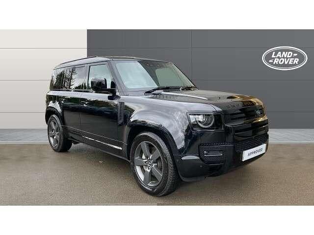 Black Used 2025 Land Rover Defender HSE Dynamic SUV | £76,977 (Super price) - Image 1/4