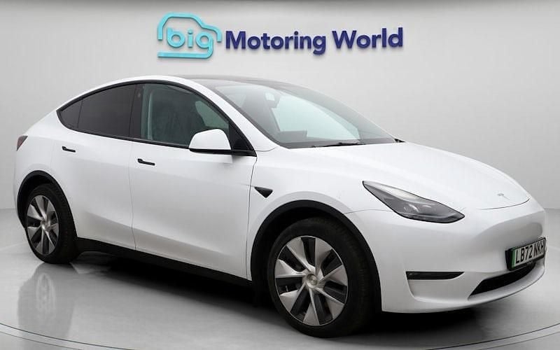 Used 2025 Tesla Model Y Long Range AWD SUV | £23,100 (Super price) - Image 1/4