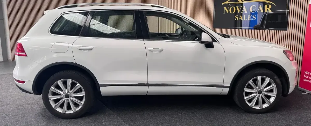 Used VW Touareg SE 245 HP (180 kW) 2012 White SUV