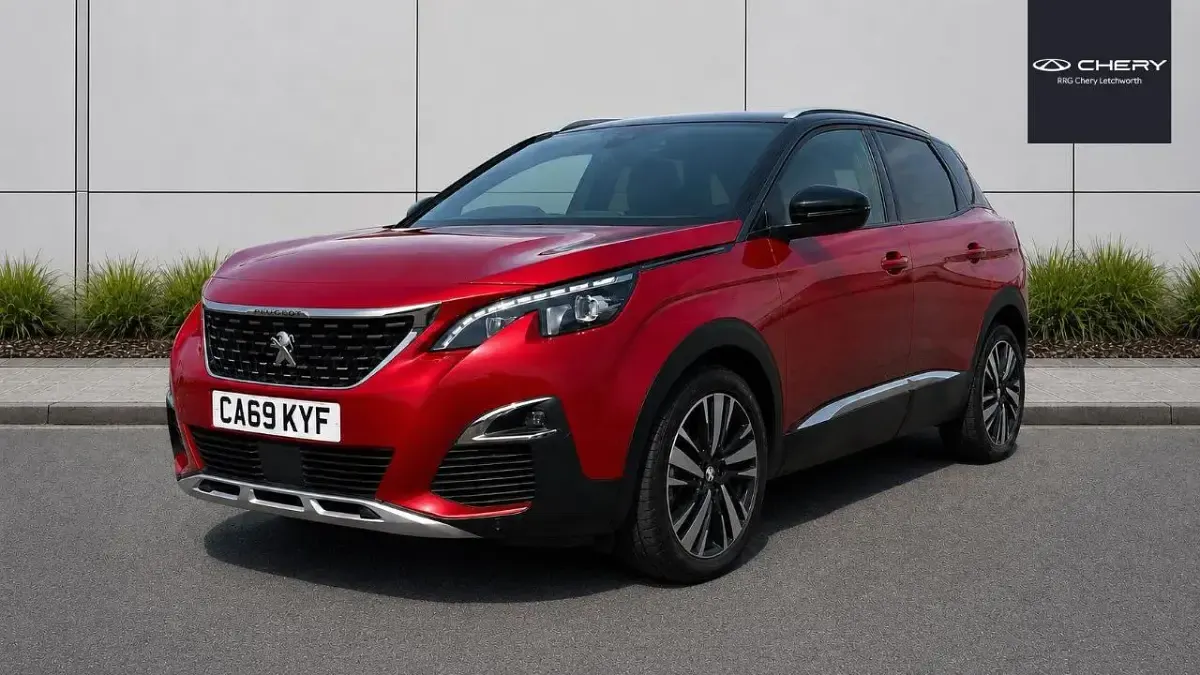 Used Peugeot 3008 Premium 129 HP (94 kW) 2019 Red SUV