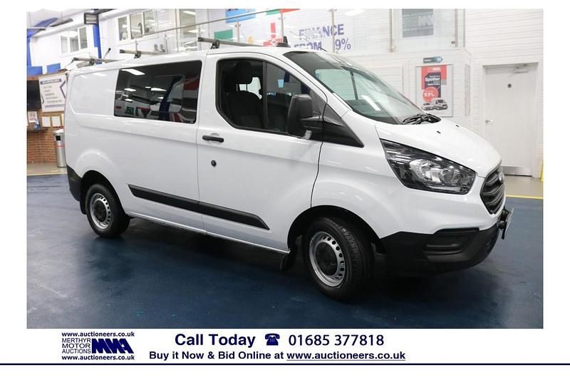 Used Ford Transit Custom 105 HP (77 kW) 2019 White Van