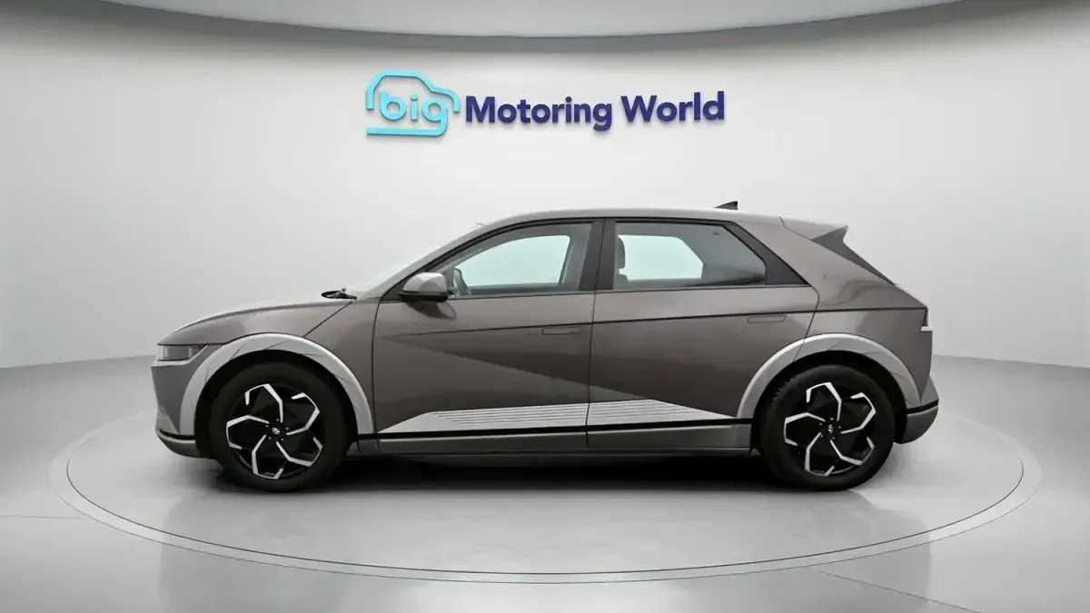 Used Hyundai Ioniq Premium 160 kW (218 HP) 2022 Green Hatchback