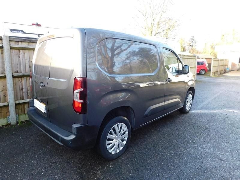 Used Peugeot Partner 2021 Grey MPV