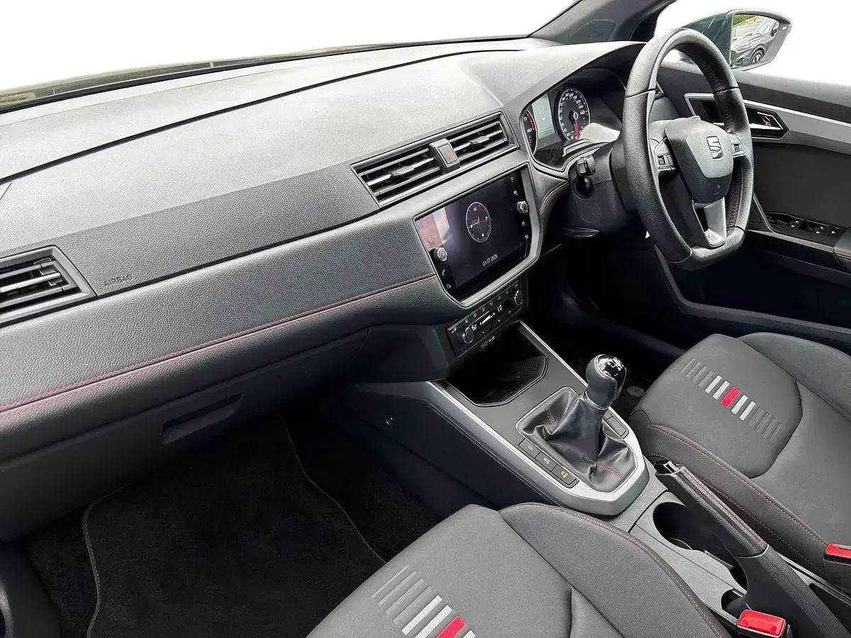Used Seat Arona FR 115 HP (84 kW) 2020 Black SUV