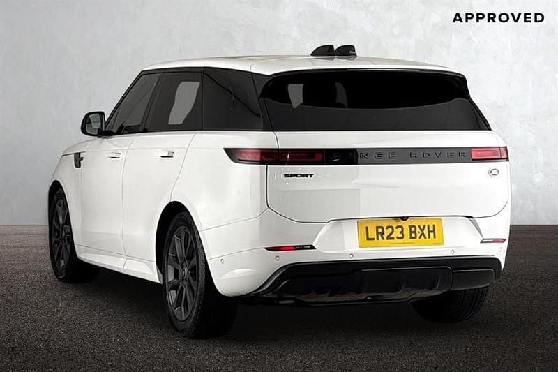 Used Land Rover Range Rover Sport SE Dynamic 300 HP (220 kW) 2023 Fuji white SUV