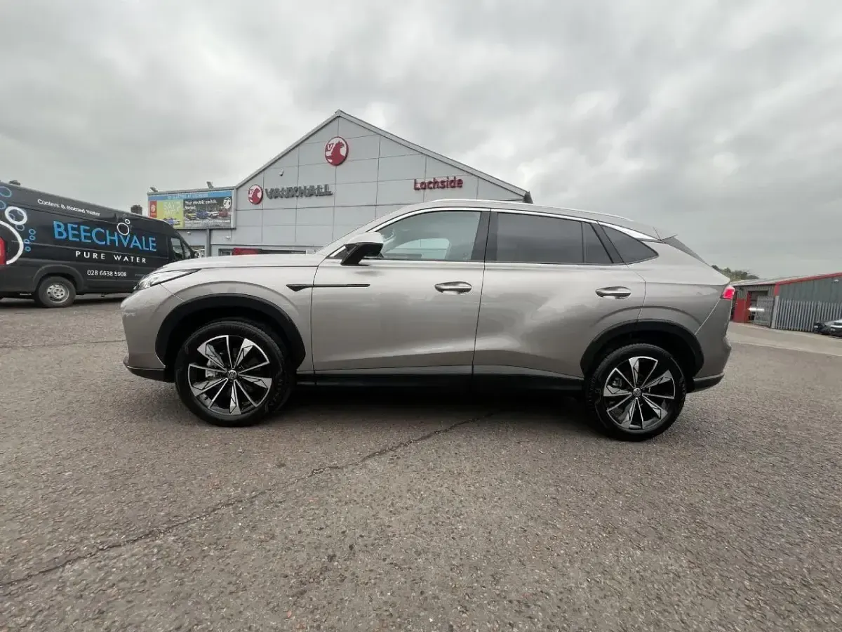 Used MG HS Trophy 167 HP (122 kW) 2025 Grey SUV