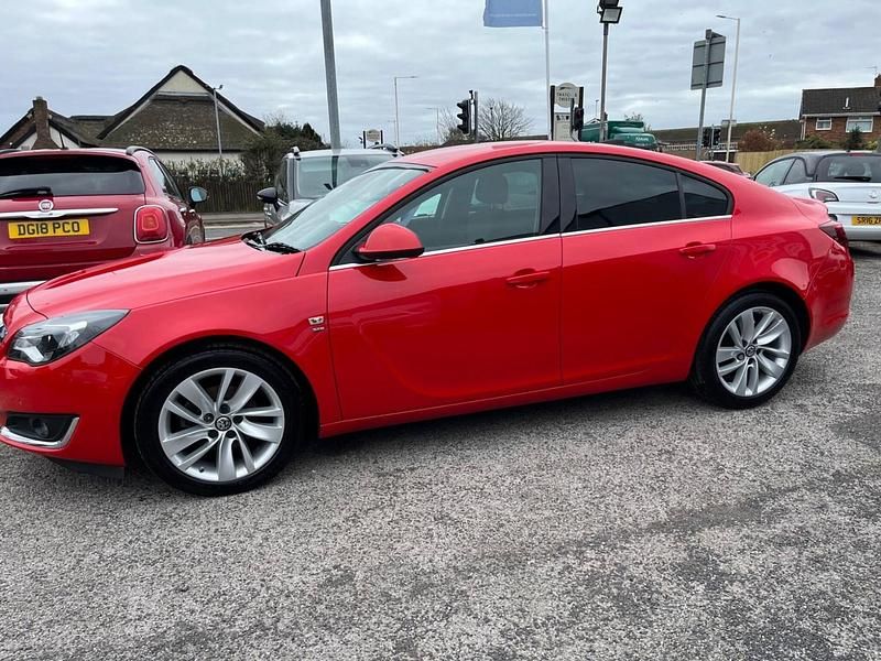 Used Vauxhall Insignia SRi 2015 Red Hatchback