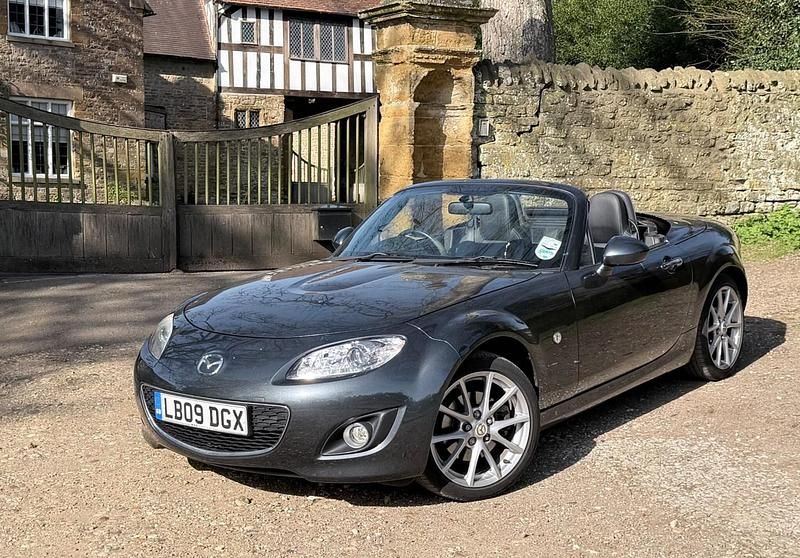 Begagnad Mazda MX5 Inclusive 161 HK (118 kW) 2009 Grå Cab