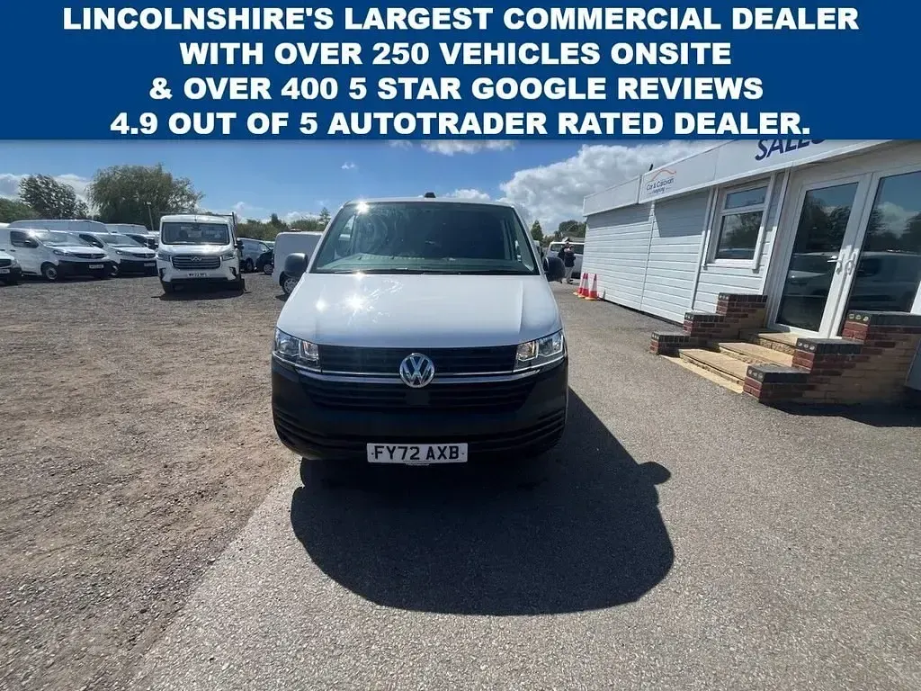 Gebraucht VW Transporter Startline 150 PS (110 kW) 2022 Weiß Van