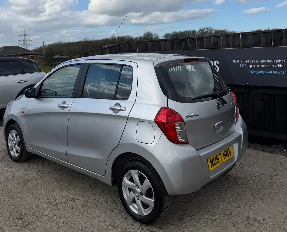 Used Suzuki Celerio SZ3 68 HP (50 kW) 2017 Silver Hatchback