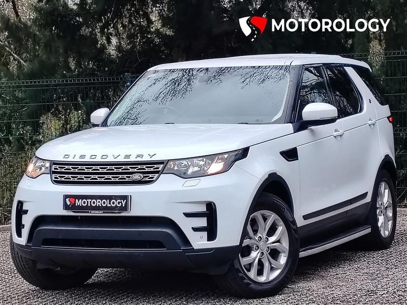 Used Land Rover Discovery 5 S 240 HP (176 kW) 2017 White SUV