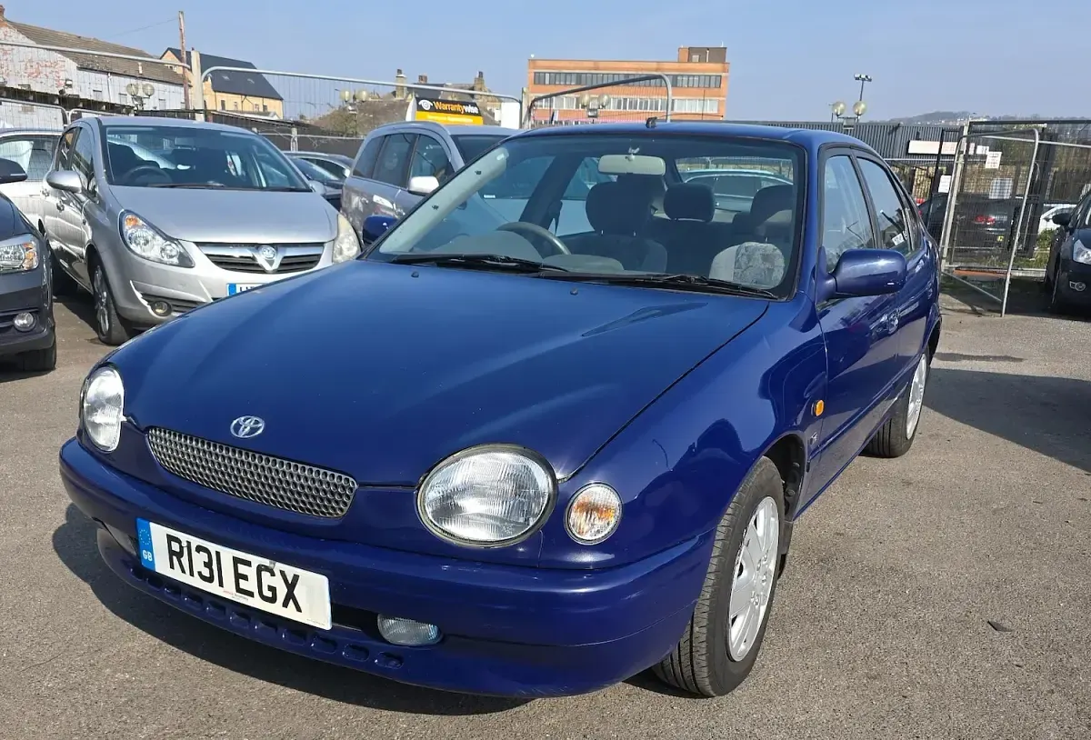 Used Toyota Corolla 1997 Blue Hatchback