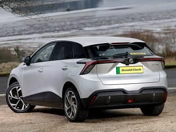 New MG MG4 EV 180 kW (245 HP) 2026 Silver Hatchback