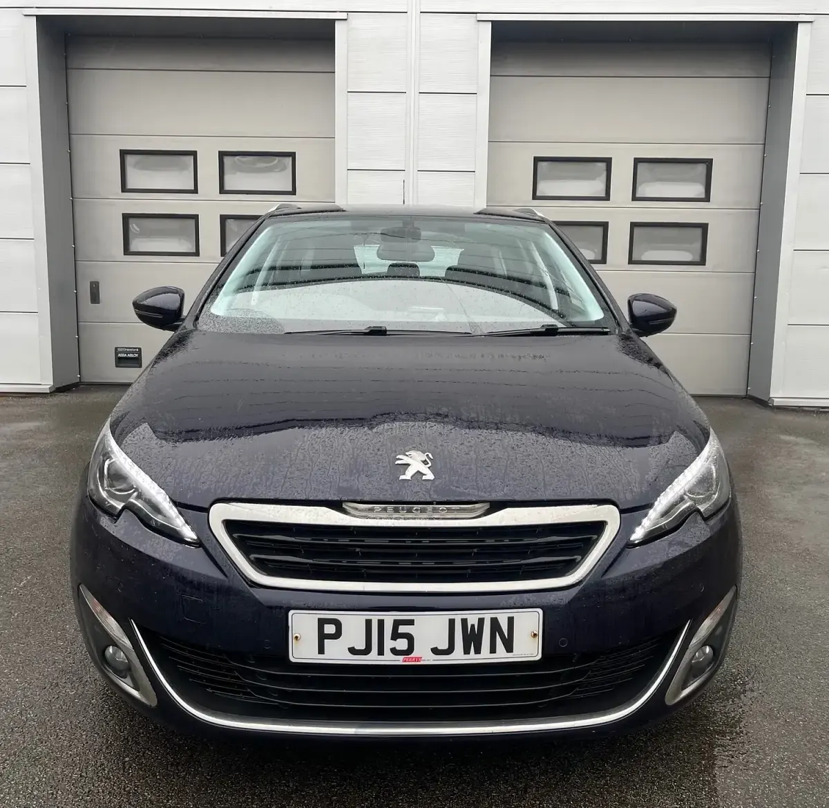 Used Peugeot 308 Allure 2015 Blue Estate