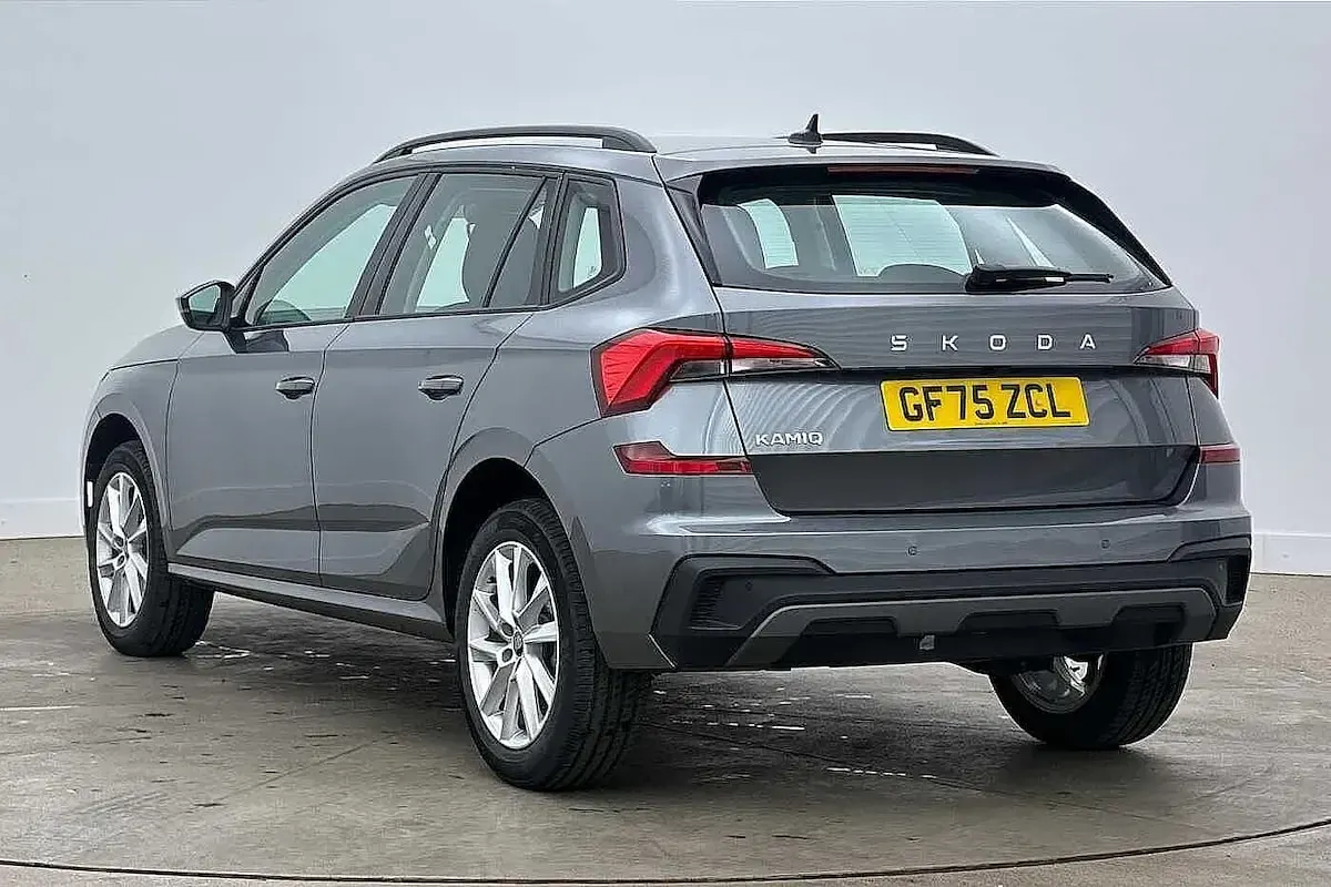 Used Skoda Kamiq SE 85 HP (62 kW) 2025 Graphite grey metallic SUV