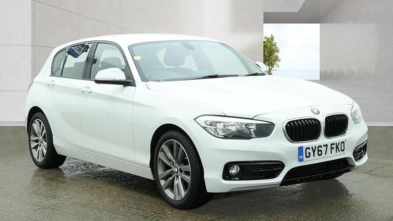 Used BMW 118 Sport Line 2017 White Hatchback