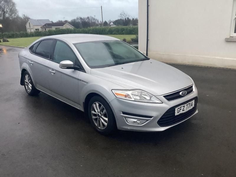 Used Ford Mondeo Zetec 2011 Silver Hatchback