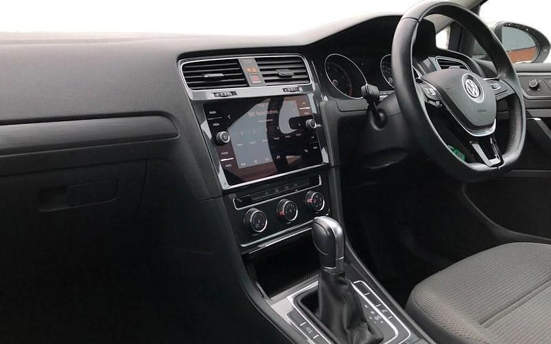 Used VW Golf VII SE 110 HP (80 kW) 2018 Silver Hatchback