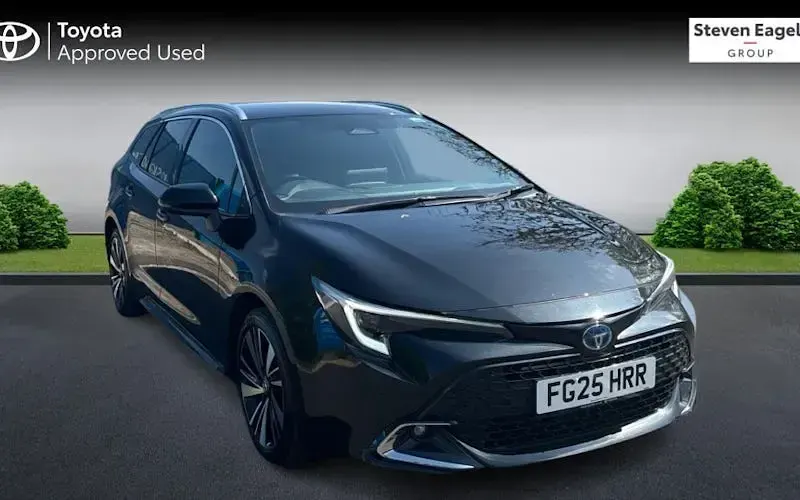 Used Toyota Corolla Design 140 HP (102 kW) 2025 Estate