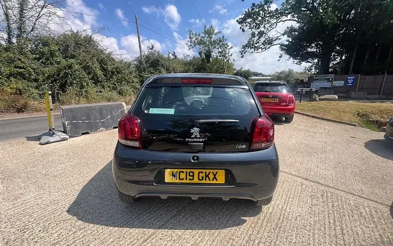 Used Peugeot 108 Active 72 HP (52 kW) 2019 Grey Hatchback