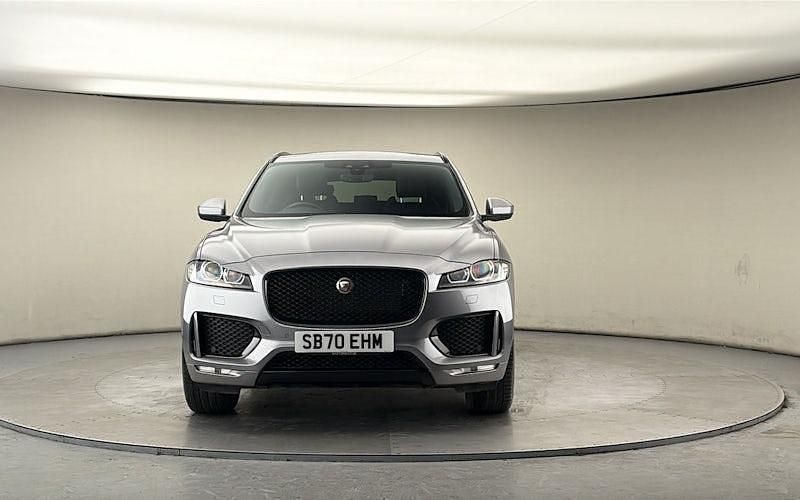 Used Jaguar F-Pace Chequered Flag 180 HP (132 kW) 2020 Eiger grey SUV