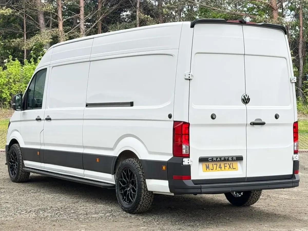 Used VW Crafter 140 HP (102 kW) 2024 White Van