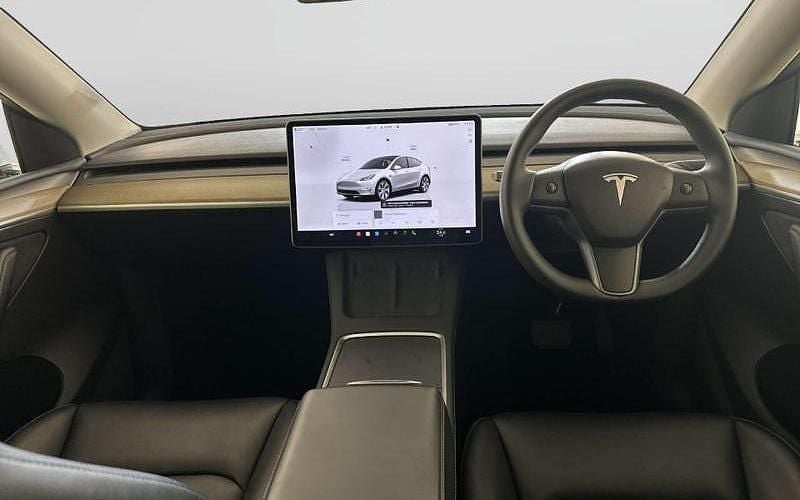 Used Tesla Model Y RWD 254 kW (346 HP) 2023 White SUV