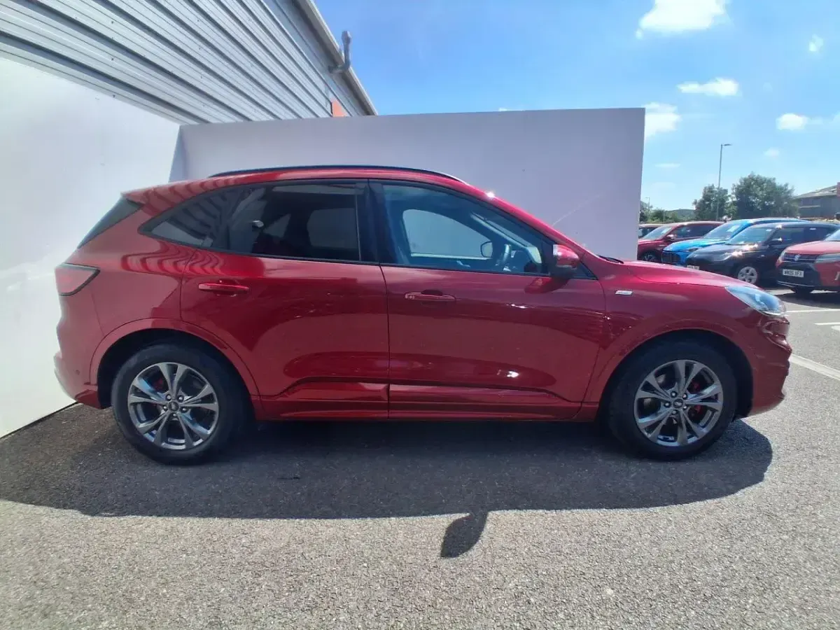 Used Ford Kuga ST-Line 148 HP (108 kW) 2020 Red SUV