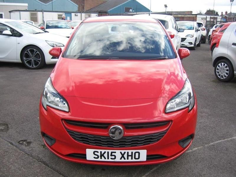 Used Vauxhall Corsa 69 HP (50 kW) 2015 Red Hatchback