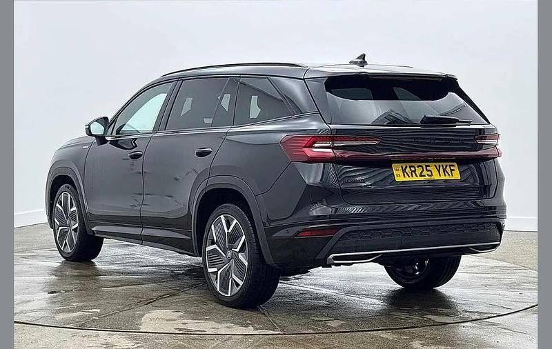 Used Skoda Kodiaq SportLine 147 HP (108 kW) 2025 Black magic pearl effect SUV