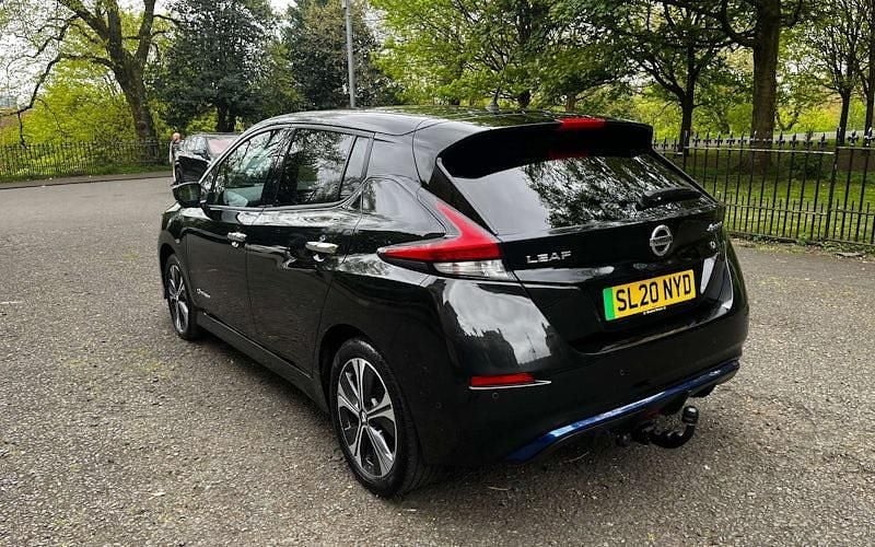 Used Nissan Leaf Tekna 160 kW (218 HP) 2021 Hatchback