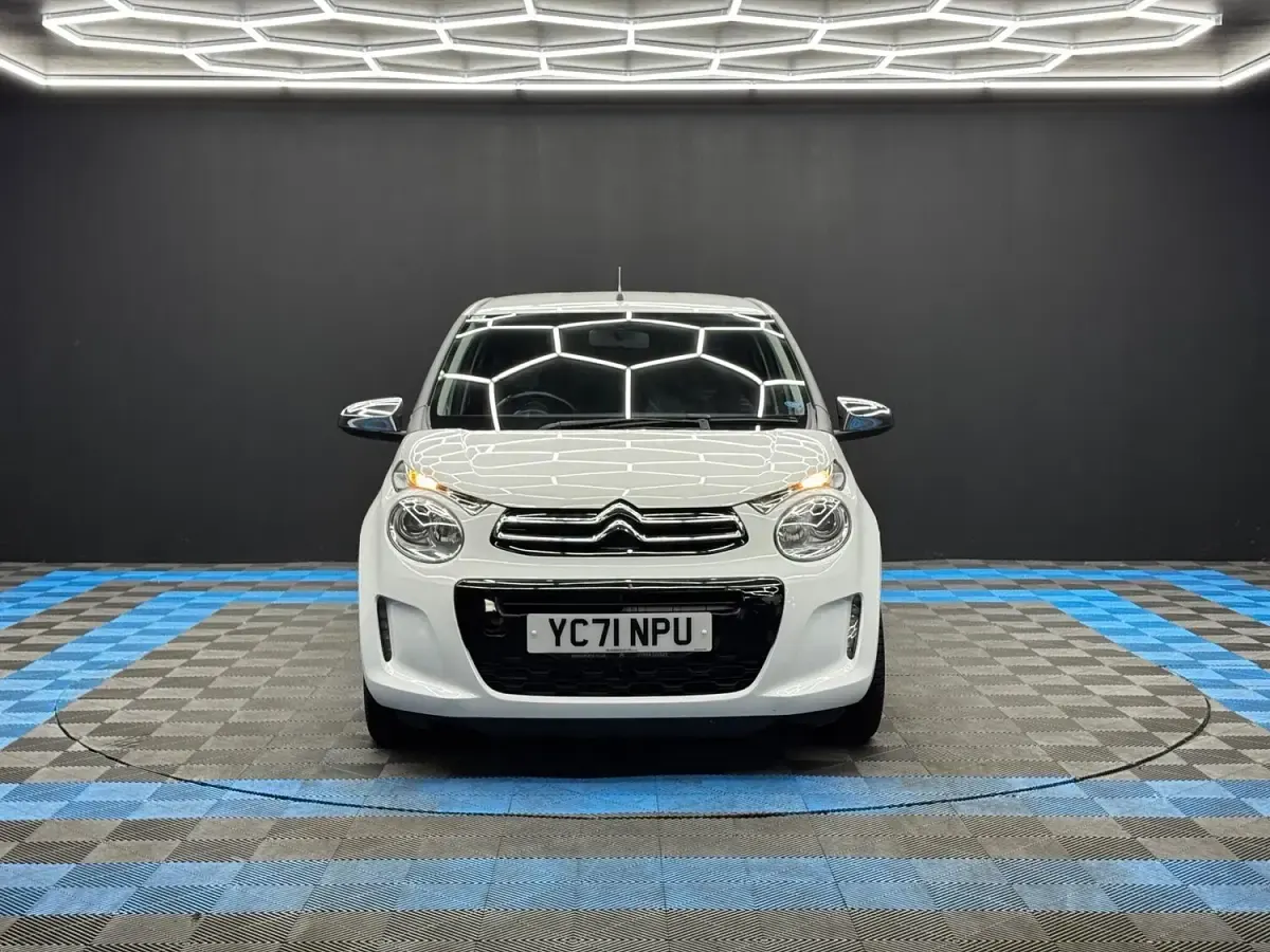 Used Citroën C1 Shine 2022 White Hatchback
