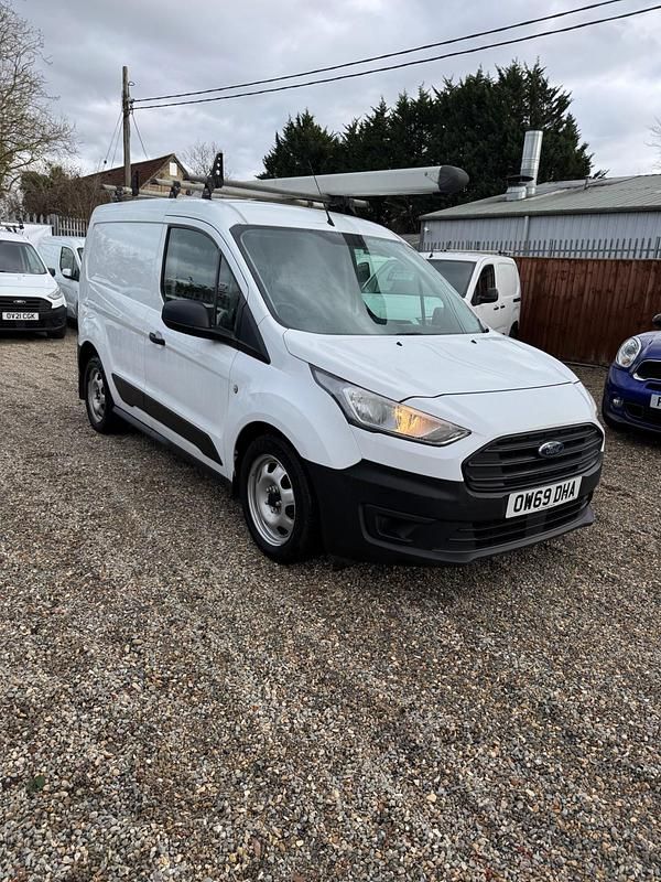 White Used 2020 Ford Transit Connect MPV | £6,250 (Super price) - Image 1/4