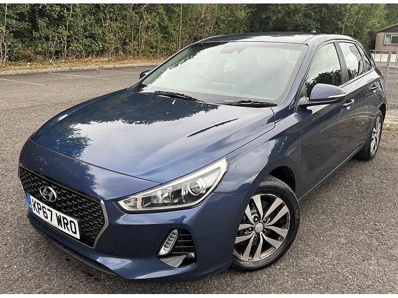 Blue Used 2017 Hyundai i30 SE Hatchback | £7,988 (Fair price) - Image 1/4