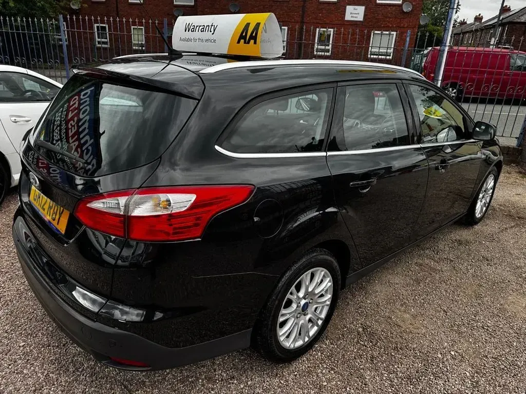 Used Ford Focus Titanium 125 HP (91 kW) 2012 Black Estate